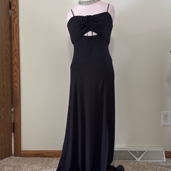 Express long black dress with side slit in size 10 - Picture 1 of 9